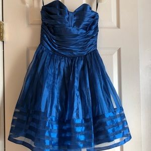 Beautiful blue strapless dress